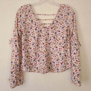 Hollister bell sleeve women's top size XS